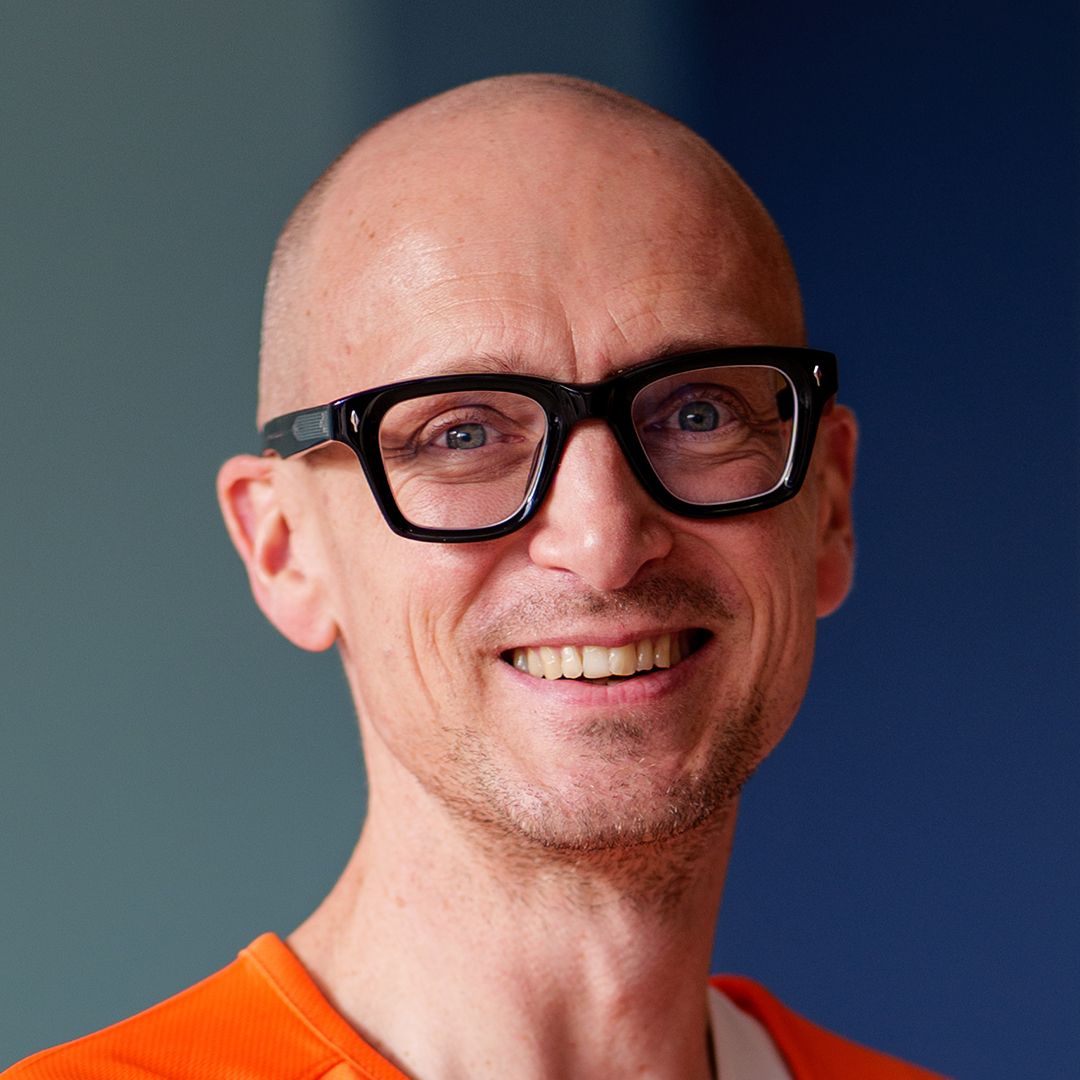 الدكتور أنطوان ديسفيرجي · ميزون سبورت سانتي · مستشفى كاين نورماندي الجامعي